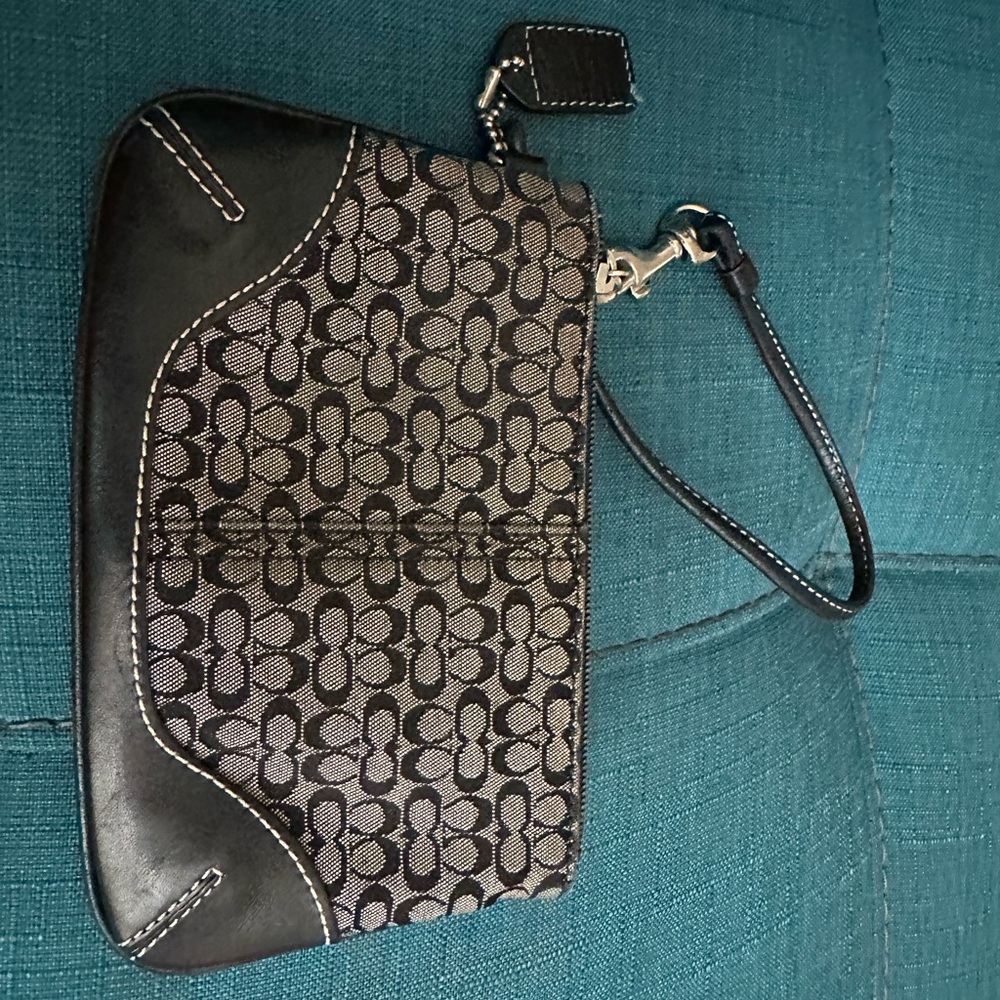 Coach Black and Gray Patterned Wristlet